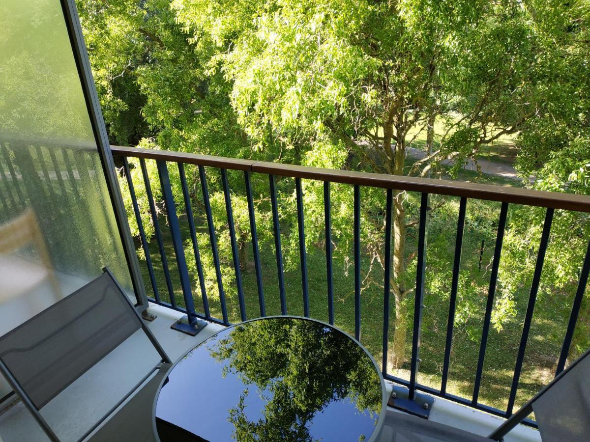 Bonvallet - Studio paisible et chaleureux avec balcon Amiens Chambre photo